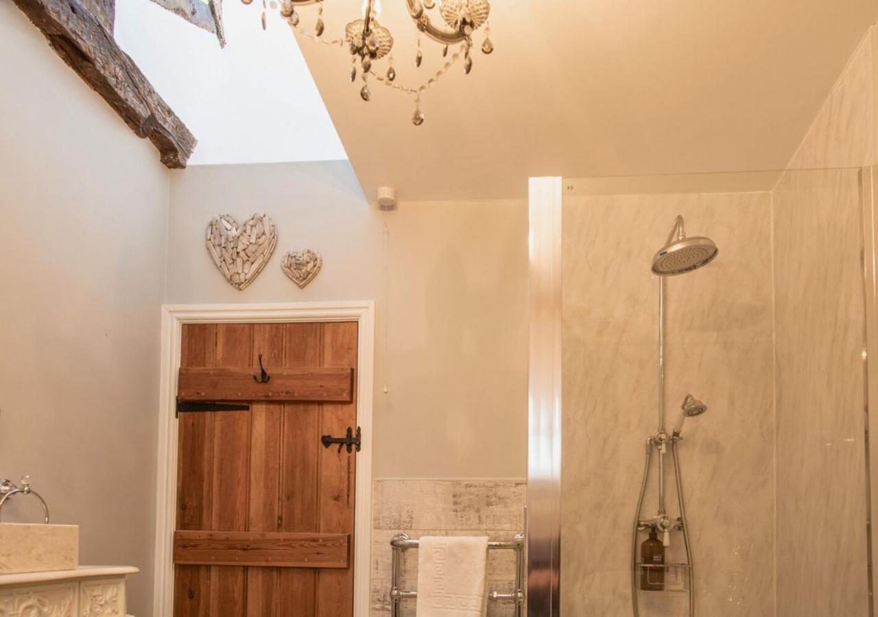 Willa Charming 2 Bed House In Tewkesbury Centre Zewnętrze zdjęcie