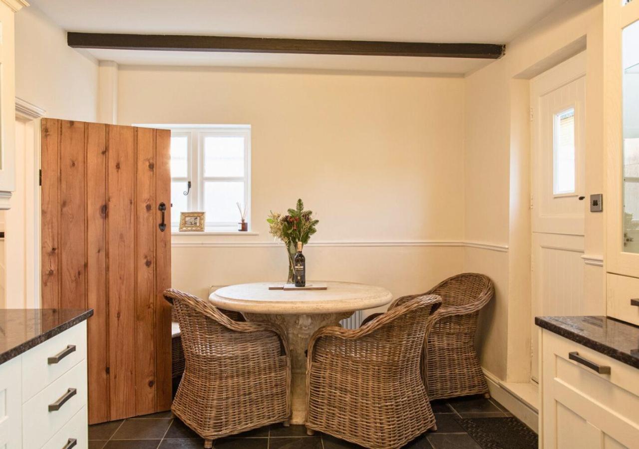 Willa Charming 2 Bed House In Tewkesbury Centre Zewnętrze zdjęcie