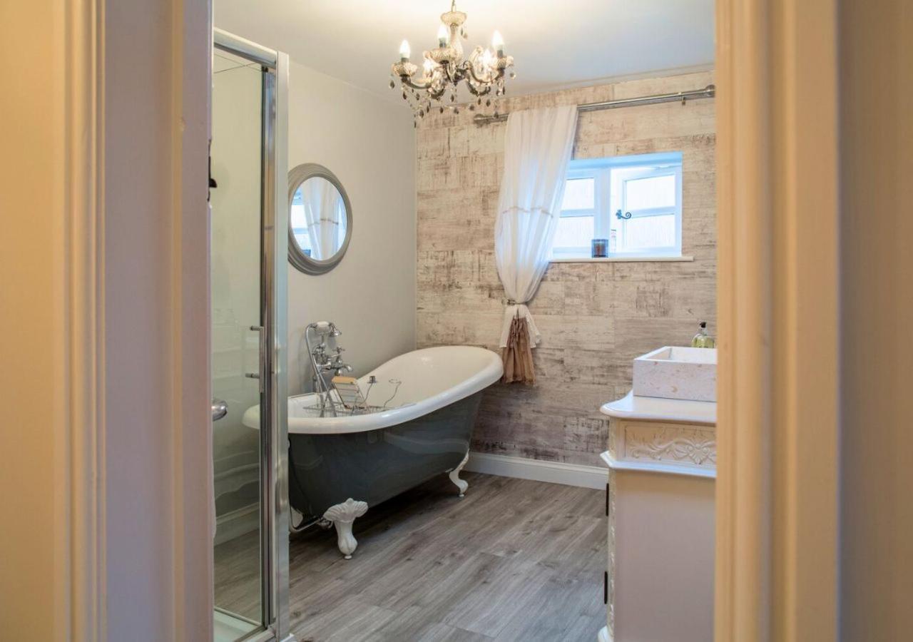 Willa Charming 2 Bed House In Tewkesbury Centre Zewnętrze zdjęcie